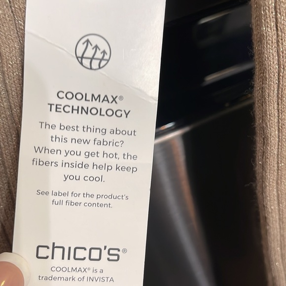 🔥HOT Chico’s Size 1P US Size 8P  NWT Gold Shimmer Turtleneck Sweater  $99 - Picture 4 of 5